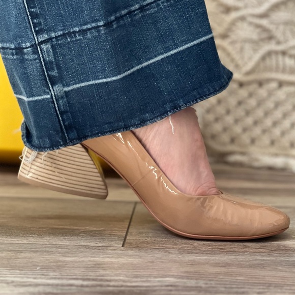 Mercedes Castillo patent leather nude shoes wooden heel soft pumps